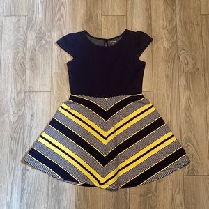 Girls Gymboree Dress. Size 10-12. Large.